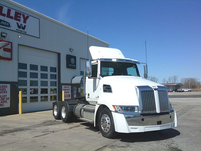 2020 Western Star 5700XE