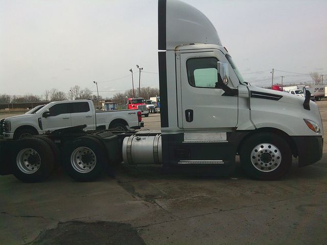 2021 Freightliner Cascadia