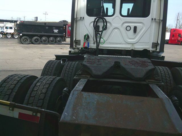 2021 Freightliner Cascadia