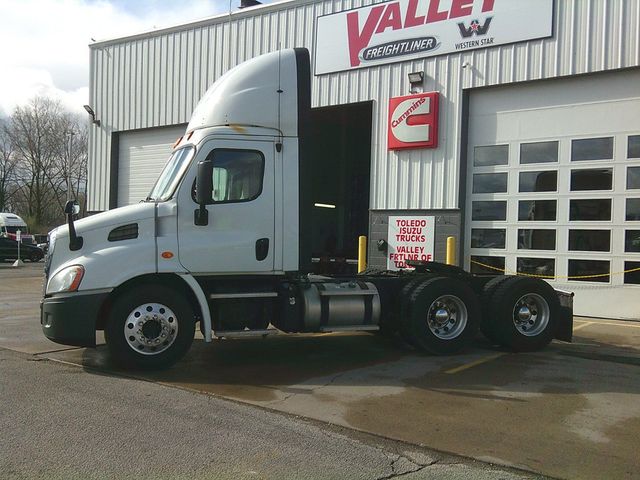 2014 Freightliner Cascadia