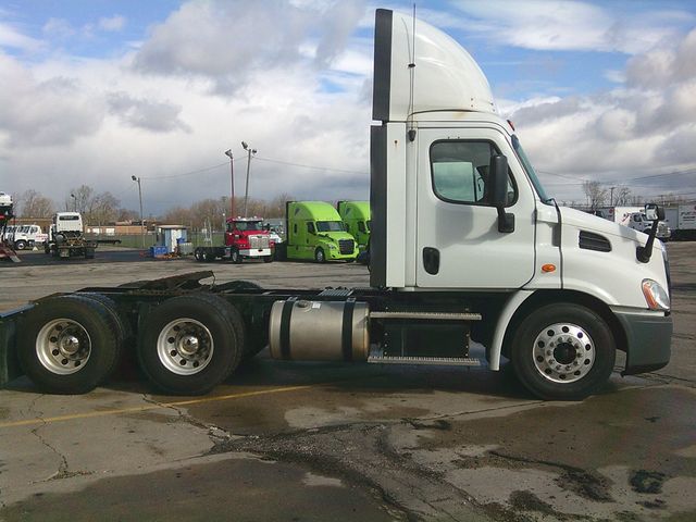 2014 Freightliner Cascadia