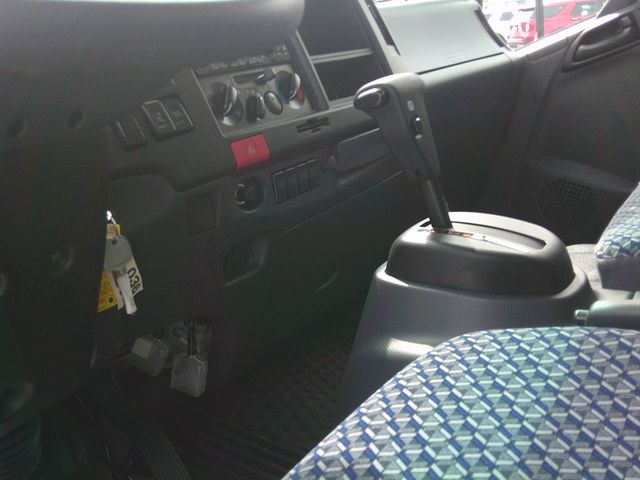 2024 Isuzu NPRGAS