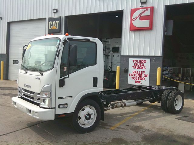 2024 Isuzu NPRGAS