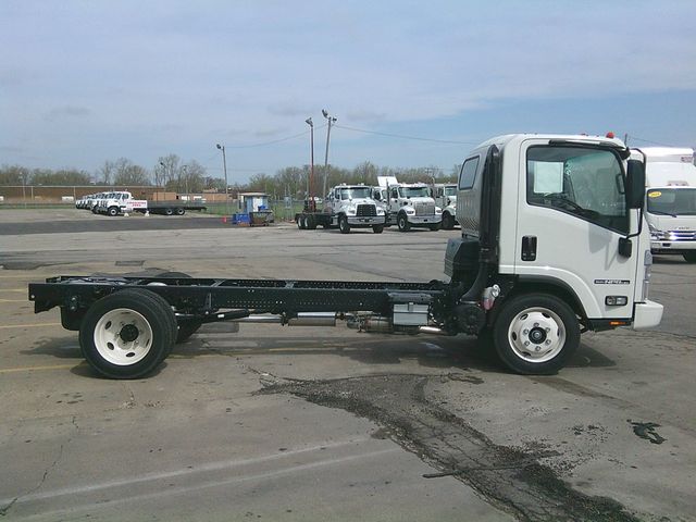 2024 Isuzu NPRGAS