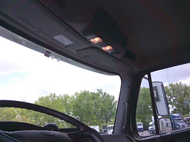 2019 Freightliner M2