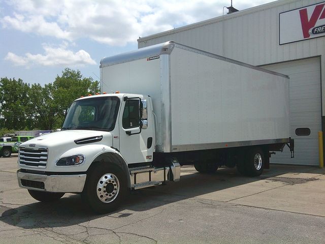 2025 Freightliner M-2 BOX