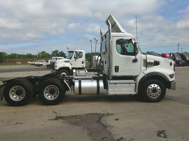 2023 Western Star 49X Picture 4 2023 Western Star 49X-4