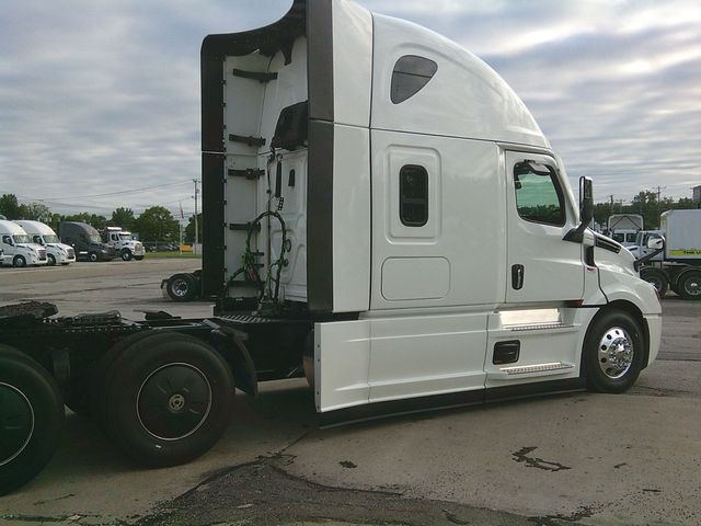 2026 Freightliner Cascadia-5