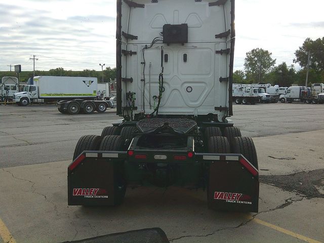 2026 Freightliner Cascadia-6