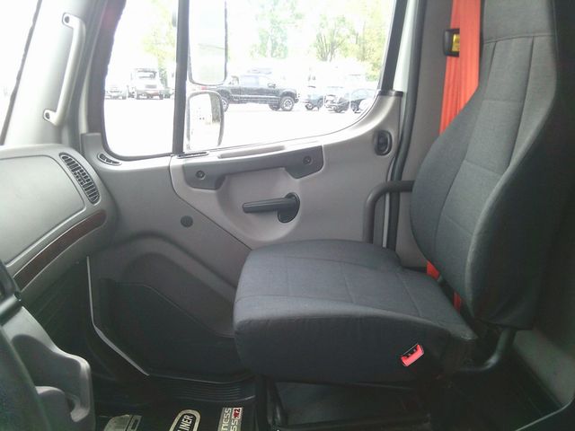 2019 Freightliner M2106 Picture 16 2019 Freightliner M2106-16