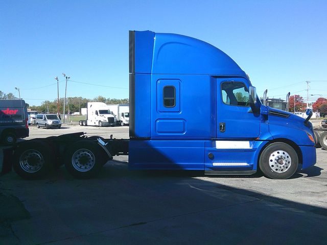 2019 Freightliner Cascadia 126 Picture 4 2019 Freightliner Cascadia 126-4