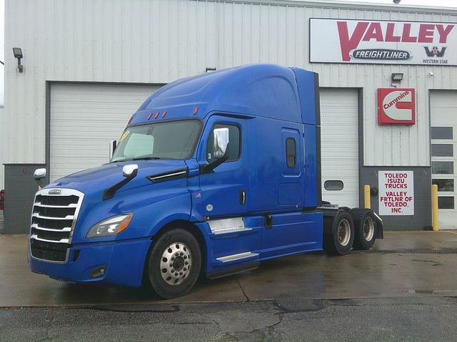 2020 Freightliner Cascadia 126-1