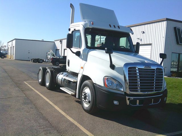 2016 Freightliner Cascadia-3