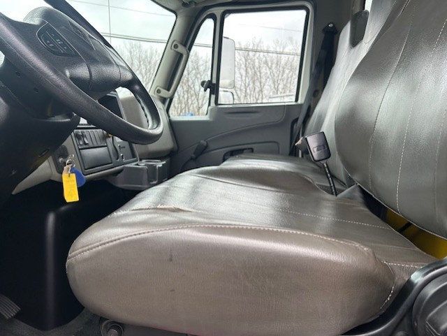 2019 International 4300-9