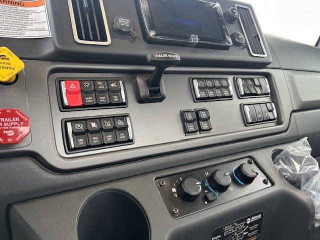 2026 Freightliner 114SD-9