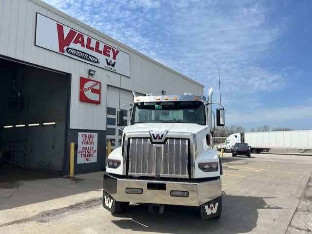 2027 Western Star 49X-2