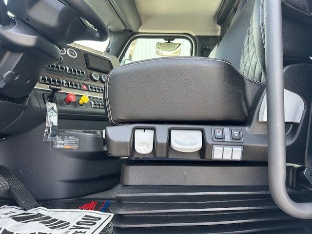 2027 Western Star 49X-11