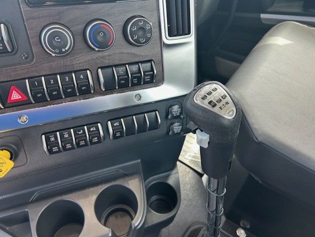 2027 Western Star 49X-10