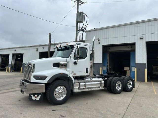 2027 Western Star 49X