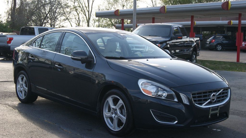 Caspian Blue Metallic 2013 Volvo S60 T5 Sedan Front-Wheel Drive 6-Speed Automatic