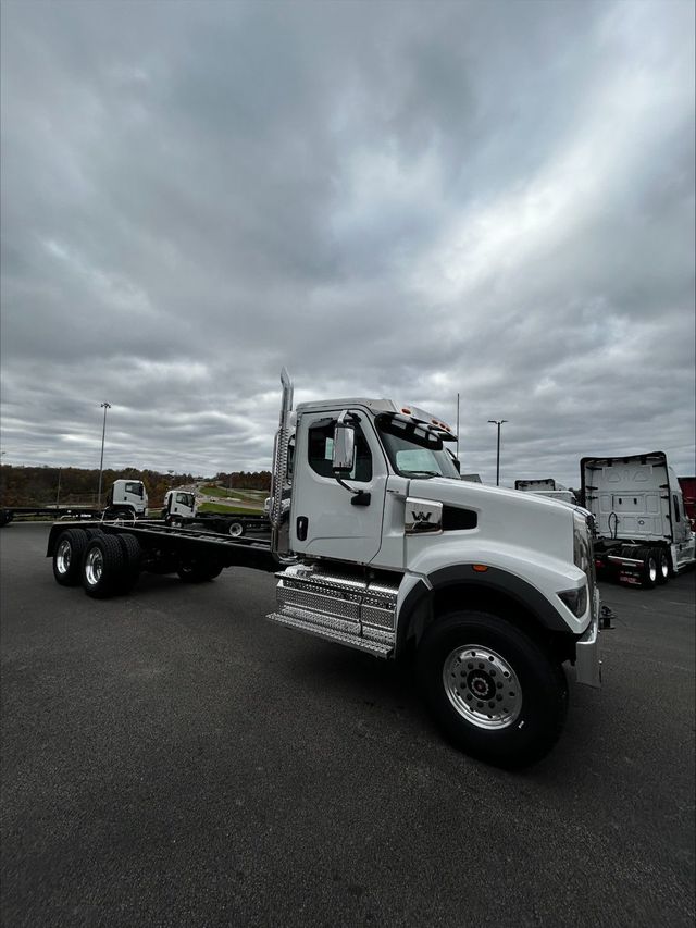 2025 Western Star 49X