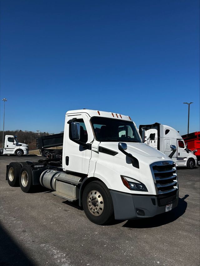 2021 Freightliner Cascadia