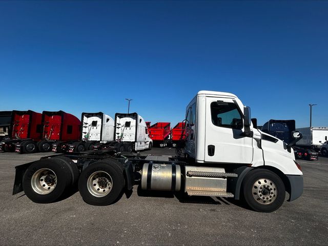 2021 Freightliner Cascadia