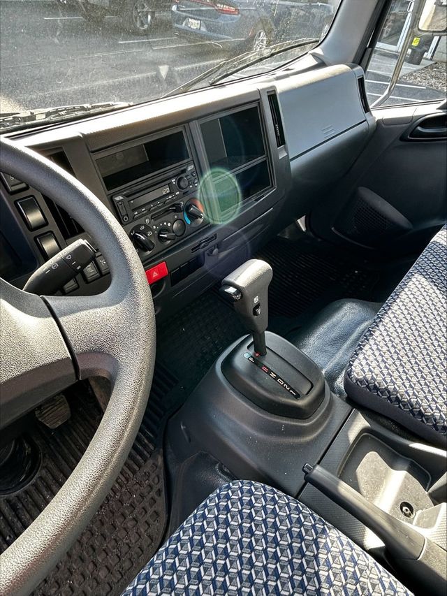 2023 Chevrolet 5500XD Picture 10 2023 Chevrolet 5500XD-10