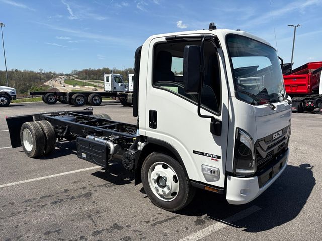 2025 Isuzu NRR