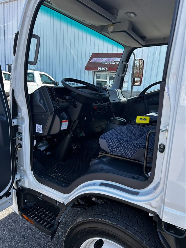 2024 Isuzu NPR Gas HD
