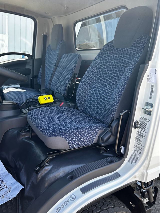 2024 Isuzu NPR Gas HD