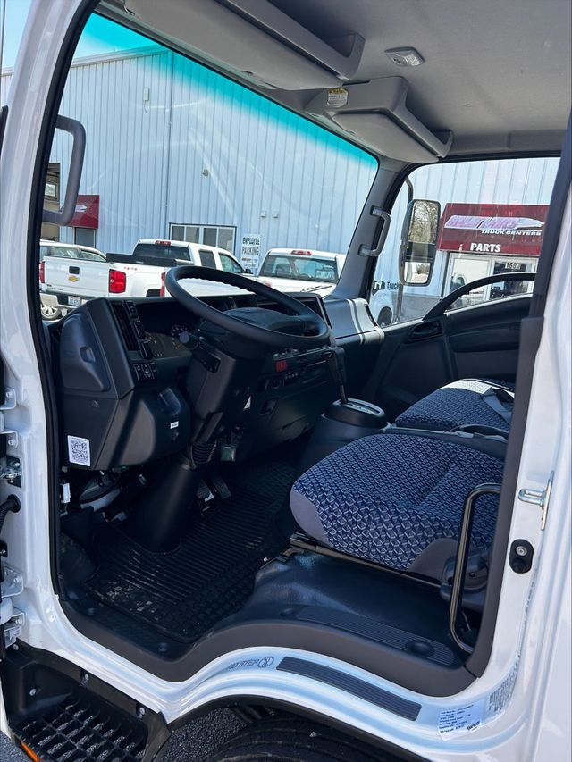 2024 Isuzu NPR Gas HD