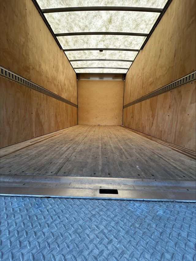 2023 Chevrolet 5500XD Picture 8 2023 Chevrolet 5500XD-8