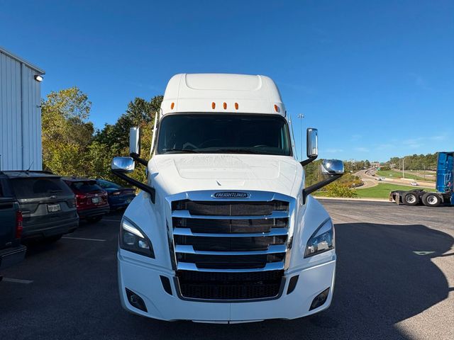 2026 Freightliner Cascadia-2
