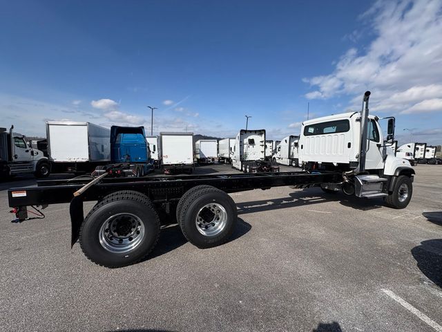 2027 Freightliner 114SD-4