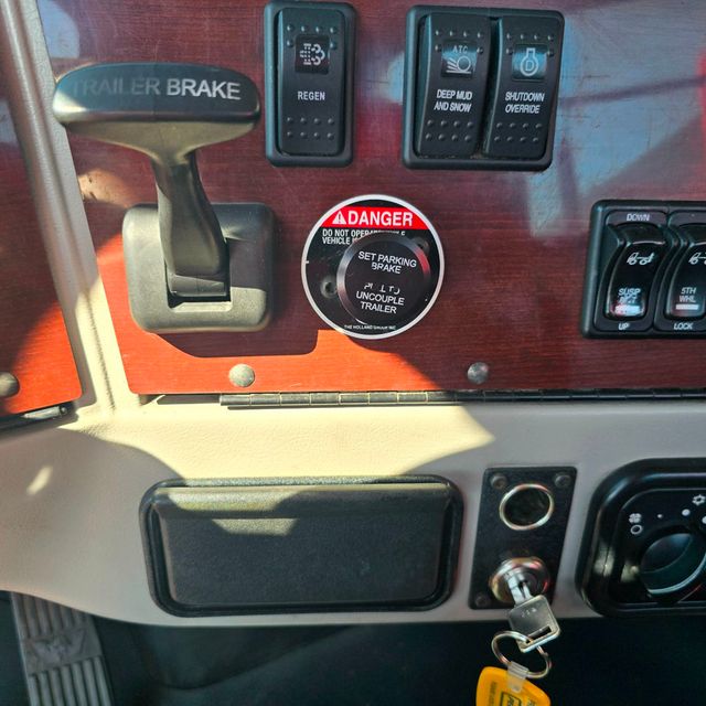 2018 Western Star 5700XE