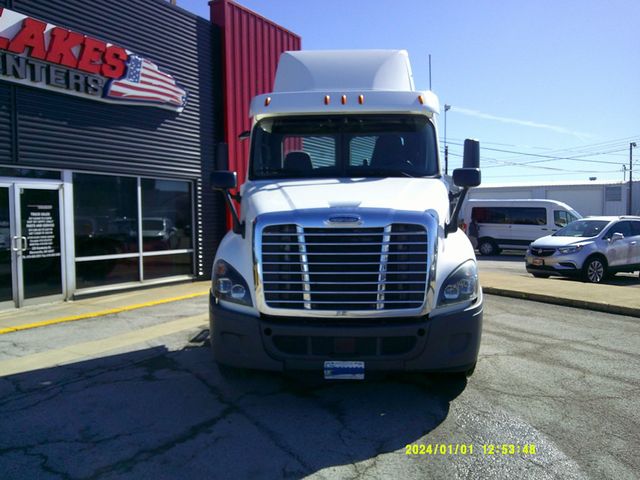 2018 Freightliner CASCADIA 125 DC