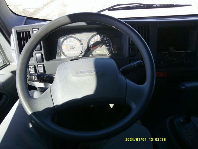 2016 Isuzu NPR