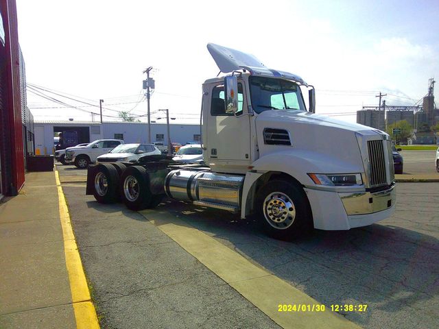 2020 Western Star 5700XE