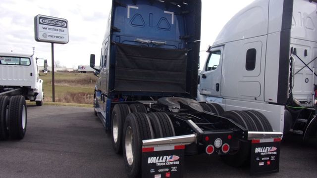 2024 Freightliner Cascadia