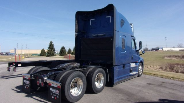 2024 Freightliner Cascadia