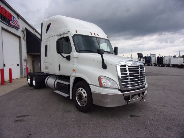 2018 Freightliner Cascadia 125