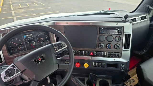 2025 Western Star 49X