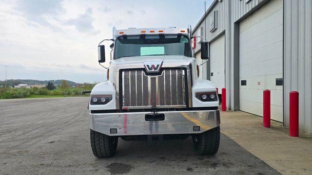 2025 Western Star 49X