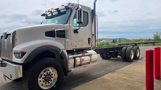 2025 Western Star 49X