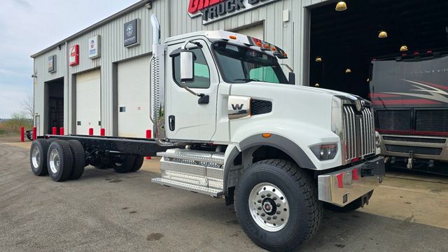 2025 Western Star 49X