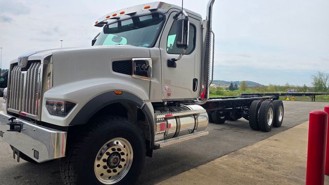 2025 Western Star 49X