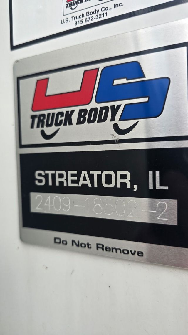2025 Freightliner M2106