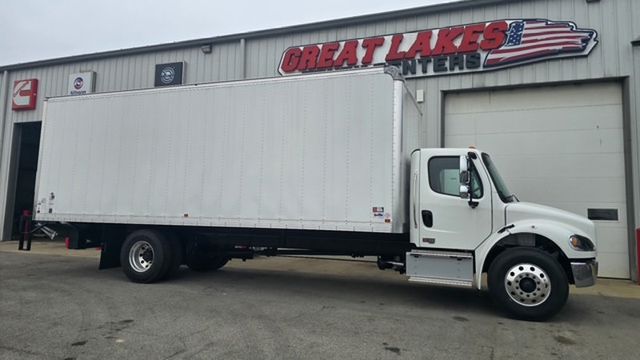 2025 Freightliner M2106