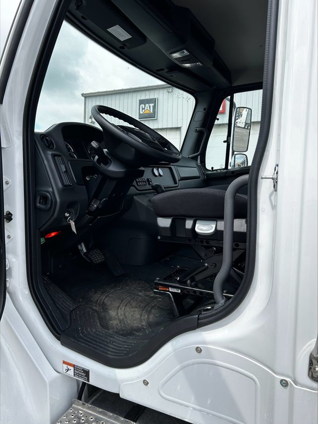 2026 Freightliner M2106